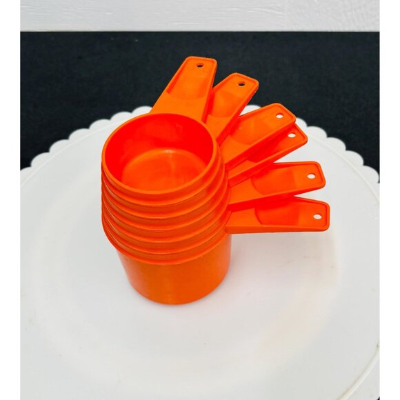 Vintage 1980s Retro Tupperware Measuring Cups Set of 6 Farmhouse Orange - Picture 7 of 10